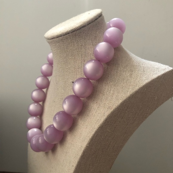 🖤Vintage lilac purple moonglow large beaded choker necklace midcentury - Picture 10 of 10